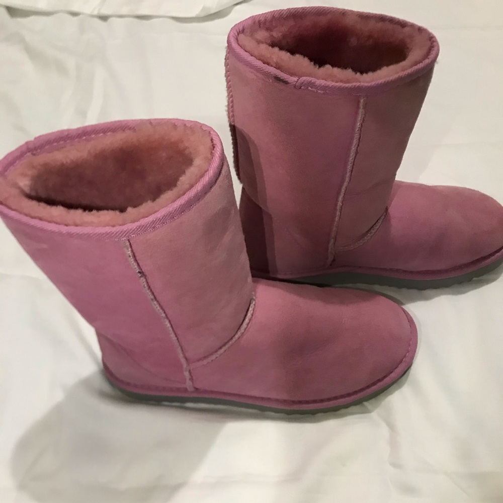 PINK UGG’s 🎉 RARE✨ - Picture 2 of 13
